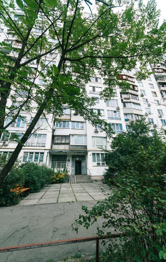 Apartments On Henerala Zhmachenka Kiev Quarto foto